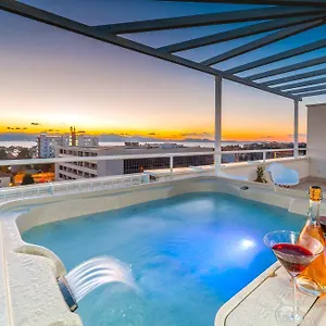 Sunset Penthouse With Jacuzzi And Seaview Apartman Zadar